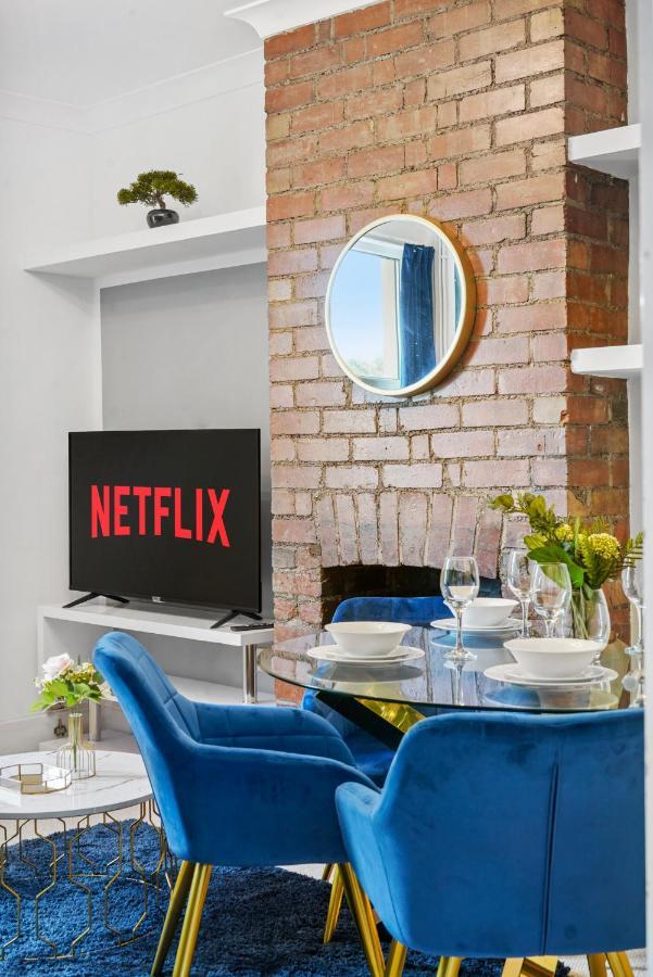 The Emerald Gem - Overlooking The Park Apartment Bristol Bagian luar foto